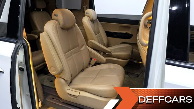 Kia CARNIVAL 9-Seater Noblesse Special купить на сайте DeffCars