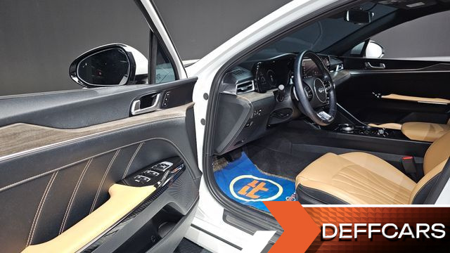 Kia K5 2.0 Signature купить на сайте DeffCars