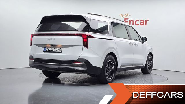 Kia CARNIVAL 9-Seater Noblesse купить на сайте DeffCars