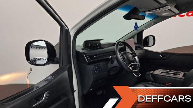 Hyundai STARIA 4WD Tourer 9-Seater Modern купить на сайте DeffCars