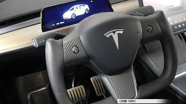 Tesla MODEL Y Performance купить на сайте DeffCars