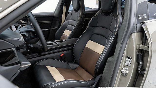 Porsche TAYCAN Turbo купить на сайте DeffCars
