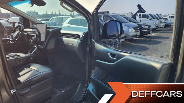 Hyundai STARIA Cargo 3-Seater Modern купить на сайте DeffCars