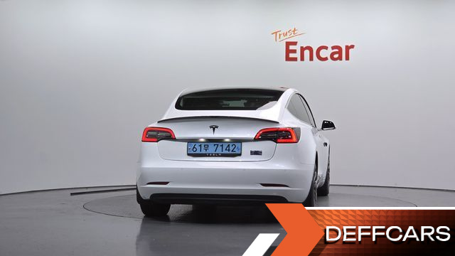 Tesla MODEL 3 Long Range AWD купить на сайте DeffCars