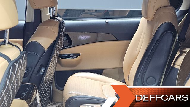 Kia CARNIVAL Gasoline 9-Seater Signature купить на сайте DeffCars