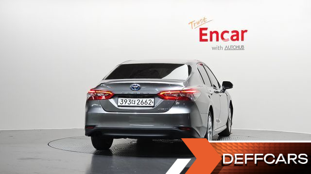 Toyota CAMRY 2.5 LE Hybrid купить на сайте DeffCars