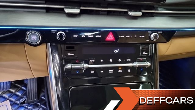Kia CARNIVAL 9-Seater Noblesse купить на сайте DeffCars