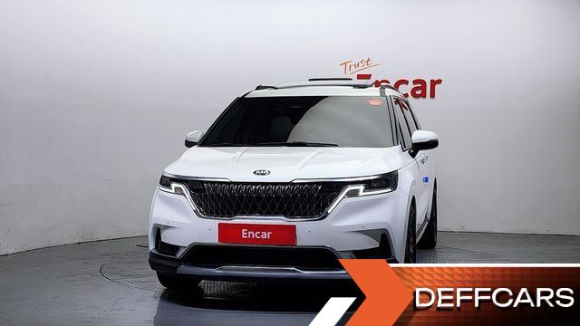 Kia CARNIVAL 9-Seater Noblesse купить на сайте DeffCars