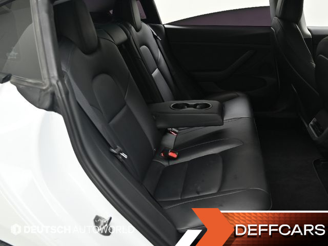 Tesla MODEL 3 Long Range AWD купить на сайте DeffCars