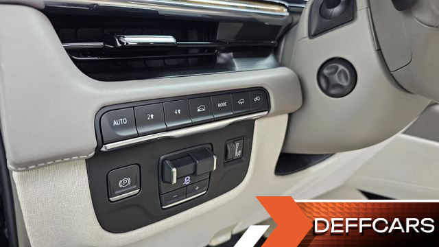 Cadillac ESCALADE 6.2 ESV ESV Premium Luxury Platinum купить на сайте DeffCars