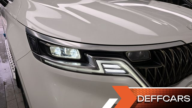 Kia CARNIVAL 7-Seater Signature купить на сайте DeffCars