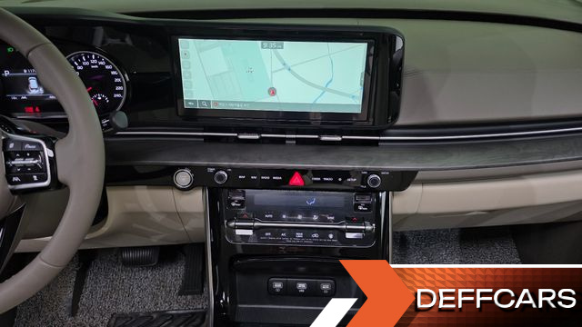 Kia CARNIVAL 7-Seater Noblesse купить на сайте DeffCars
