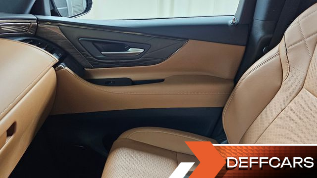 Toyota ALPHARD 2.5 HEV Executive AWD купить на сайте DeffCars