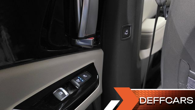 Kia CARNIVAL 7-Seater Signature купить на сайте DeffCars