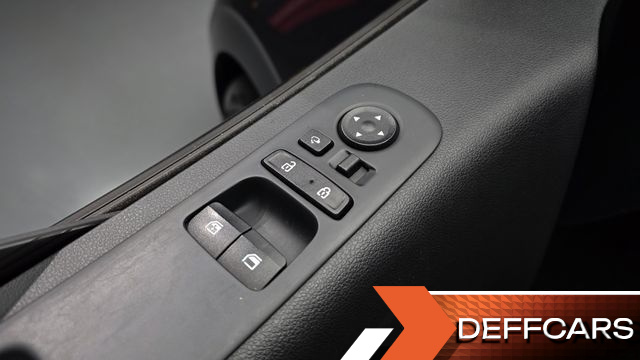 Hyundai STARIA Cargo 5-Seater Modern купить на сайте DeffCars