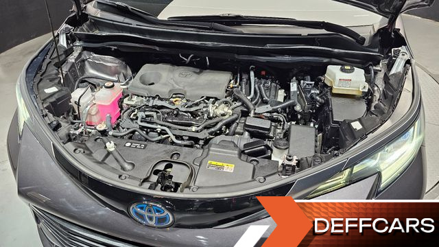 Toyota SIENNA 2.5 Hybrid 2WD купить на сайте DeffCars