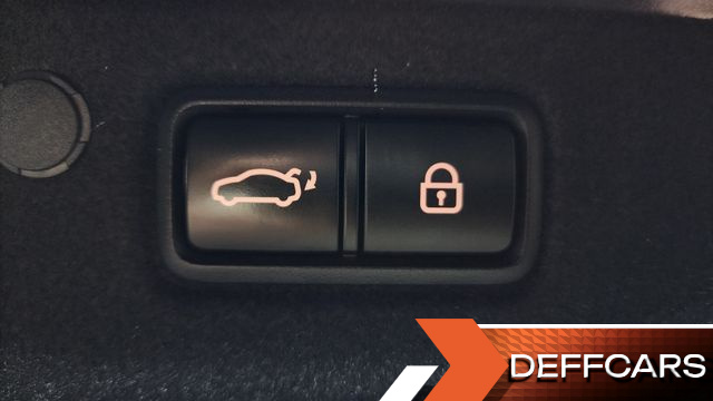 Hyundai GRANDEUR 3.0 LPi (Disabled) Exclusive купить на сайте DeffCars