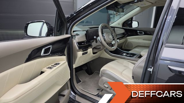 Kia CARNIVAL 7-Seater Signature купить на сайте DeffCars