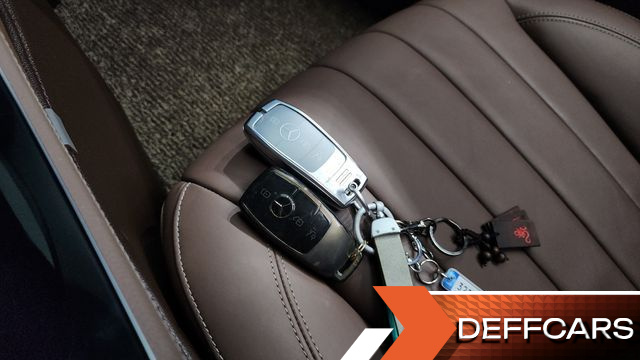 Mercedes E-CLASS E220d 4MATIC Exclusive купить на сайте DeffCars