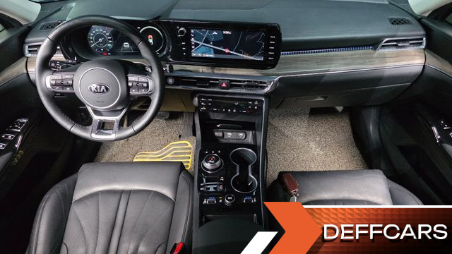 Kia K5 2.0 LPI Signature купить на сайте DeffCars