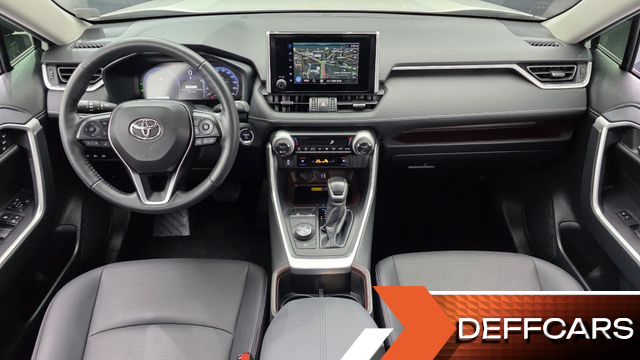 Toyota RAV4 2,5 4WD Hybrid LTD купить на сайте DeffCars