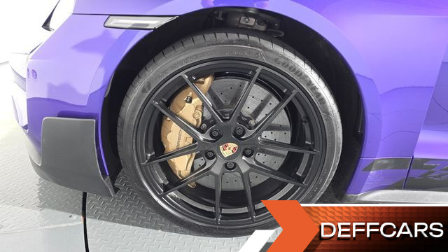 Porsche TAYCAN Turbo GT Weissach pack купить на сайте DeffCars