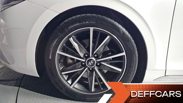 Hyundai GRANDEUR 2.5 Premium Choice купить на сайте DeffCars