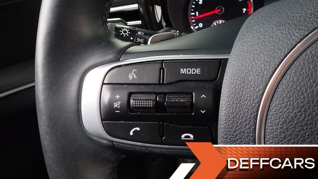 Kia K5 2.0 Prestige купить на сайте DeffCars