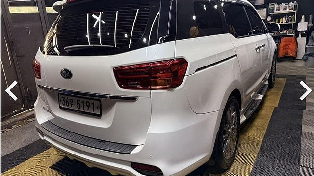 Kia CARNIVAL 9-Seater Luxury купить на сайте DeffCars