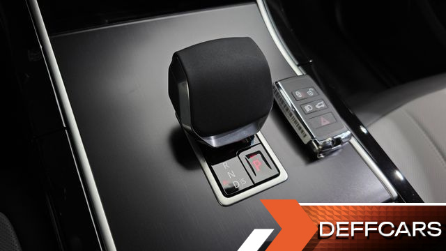 Land Rover RANGE ROVER EVOQUE P250 Dynamic SE купить на сайте DeffCars