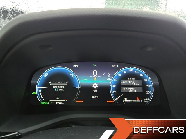 Toyota CAMRY 2.5 XLE Premium Hybrid купить на сайте DeffCars