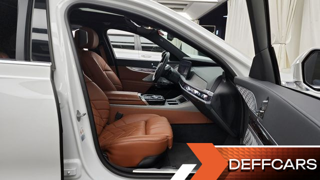 BMW I7 xDrive 60 Design Pure Excellence купить на сайте DeffCars