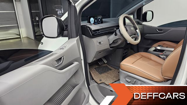 Hyundai STARIA 4WD Lounge 9-Seater Inspiration купить на сайте DeffCars