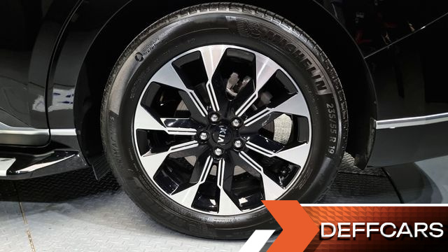 Kia CARNIVAL Gasoline 9-Seater Hi-Limousine Signature купить на сайте DeffCars