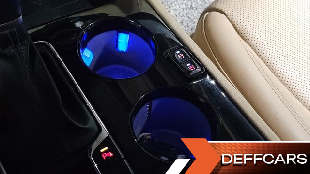 Kia CARNIVAL 9-Seater Hi-Limousine Noblesse Special купить на сайте DeffCars