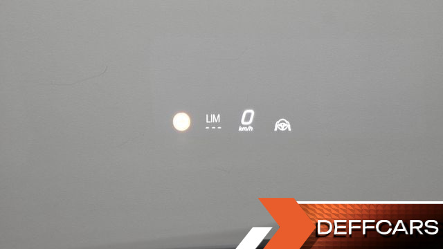 Mercedes C-CLASS C300 AMG Line купить на сайте DeffCars