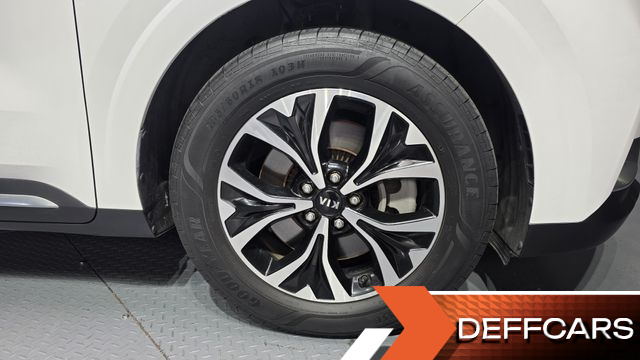 Kia CARNIVAL 9-Seater Noblesse купить на сайте DeffCars