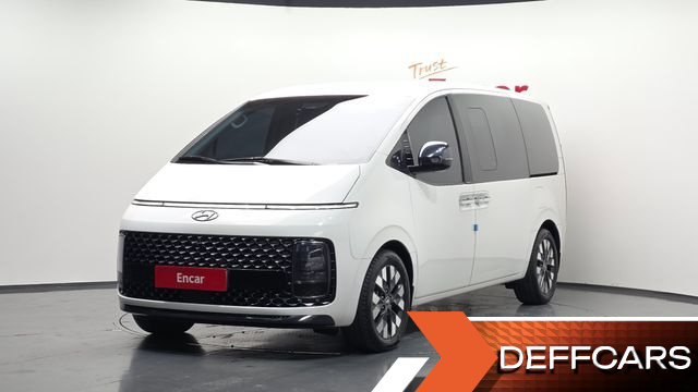 Hyundai STARIA L3.5 Lounge 7-Seater Inspiration купить на сайте DeffCars