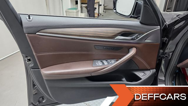 BMW 5-SERIES 530i xDrive M Sport Package Plus купить на сайте DeffCars