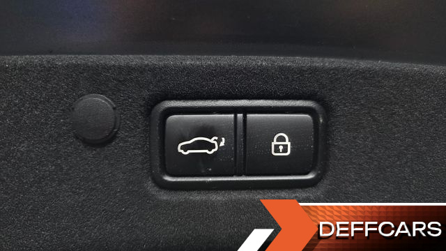 Hyundai GRANDEUR 2.5 Premium Choice купить на сайте DeffCars