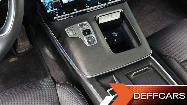 Hyundai GRANDEUR Premium Choice купить на сайте DeffCars