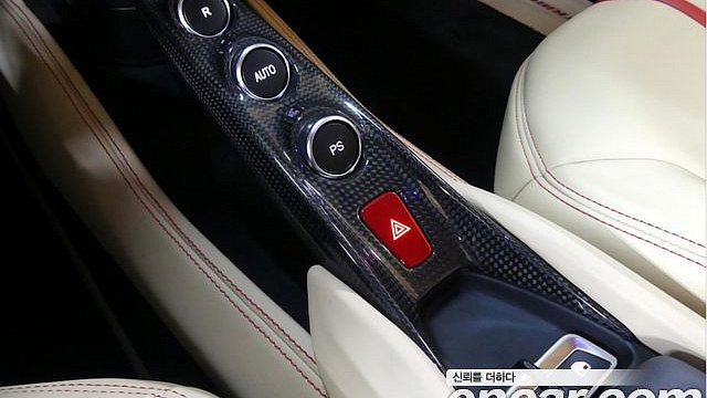 Ferrari F8 3.9 V8 купить на сайте DeffCars