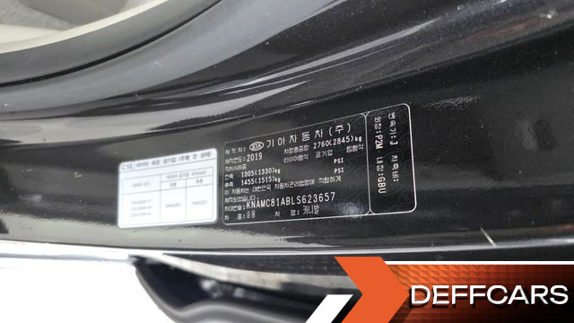 Kia CARNIVAL 9-Seater Prstige купить на сайте DeffCars