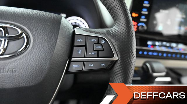 Toyota SIENNA 2.5 Hybrid 2WD купить на сайте DeffCars