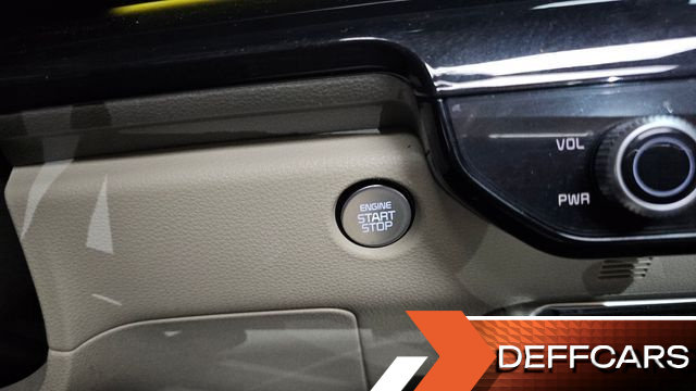Kia CARNIVAL Gasoline 9-Seater Gravity купить на сайте DeffCars