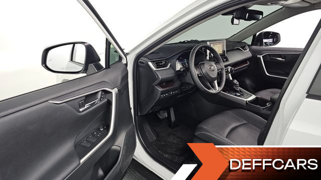 Toyota RAV4 2,5 4WD Hybrid LTD купить на сайте DeffCars
