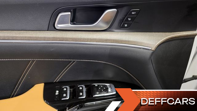 Kia K5 Signature купить на сайте DeffCars