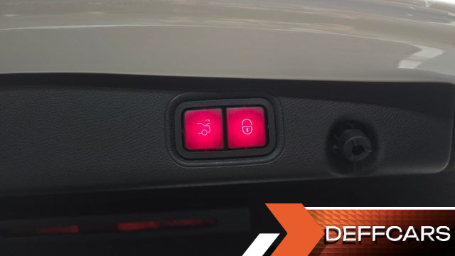 Mercedes E-CLASS E300 4MATIC Exclusive купить на сайте DeffCars