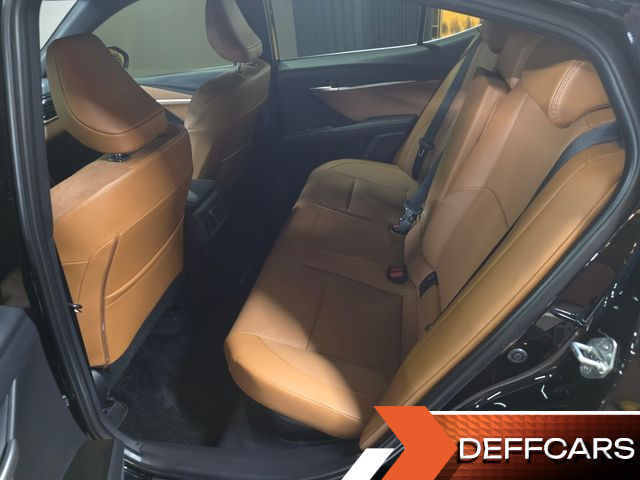 Toyota CAMRY 2.5 XLE Hybrid купить на сайте DeffCars