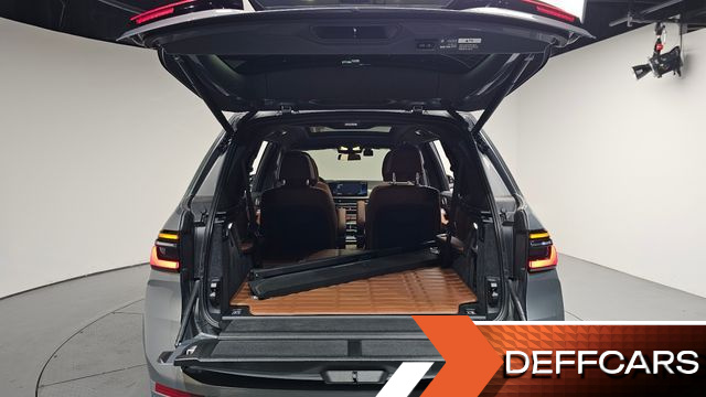BMW X7 xDrive 40i Design Pure Excellence 6-Seater купить на сайте DeffCars